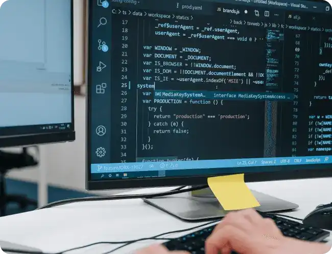Why Should You Hire Laravel Developers From InvoZone?